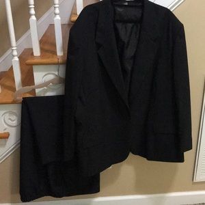 Plus Size 2-Piece Black Suit